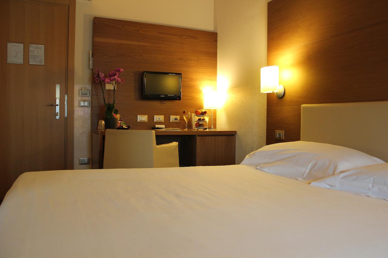 Hotel Opera 도소부오노 객실 사진